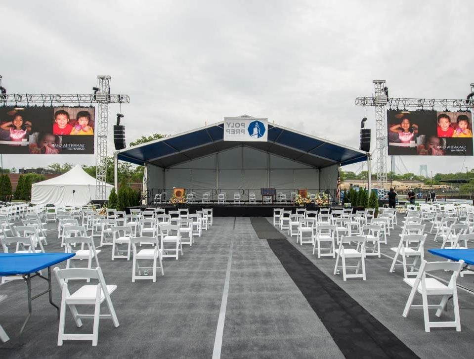 Commencement set-up